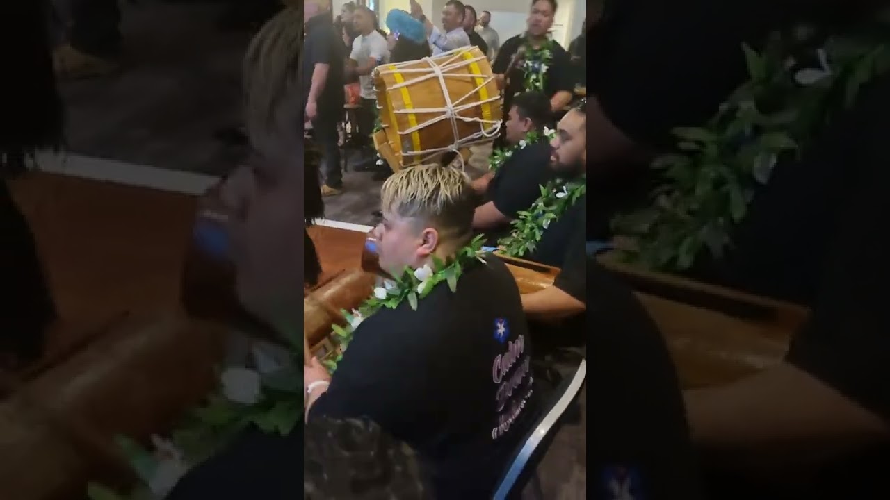 Cook Island Drumming... Round The 🌎 is Always the Best...lol😂🥴👌👌.. Avatea Dance Troupe 🔥682🌎👌👌