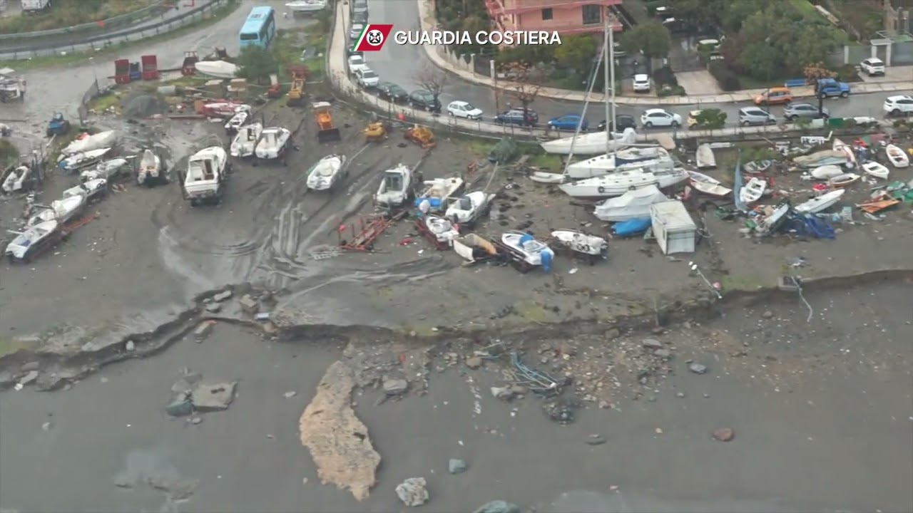 Ciclone ''Harry'', oltre 450 uomini e 100 mezzi della Guardia Costiera impegnati nel Sud Italia