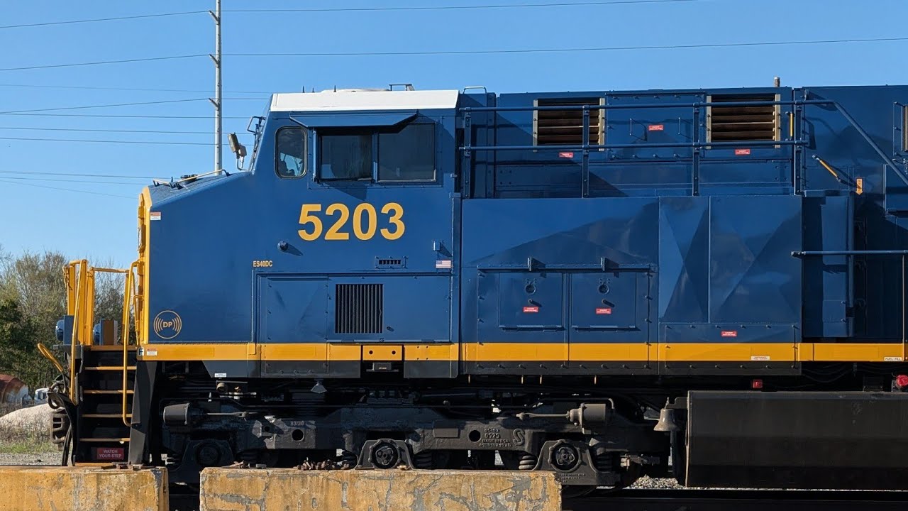Come explore live rail cam action trackside in Cordele, GA where 3 RR lines cross. Part 2 #railfans