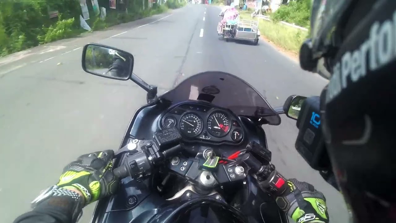 Kawasaki ZZR 1100 Suspension setup final test.