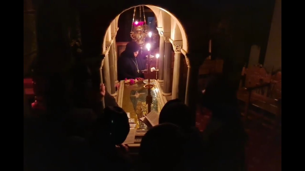ΠΑΡΑΚΛΗΣΗ ΣΤΟΝ ΤΑΦΟ ΤΟΥ ΑΓΙΟΥ ΡΑΦΑΗΛ