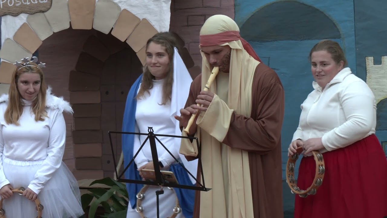 El C.E.E. Nuestra Señora de Aguasantas acogió ayer una jornada de convivencia en torno a la Navidad