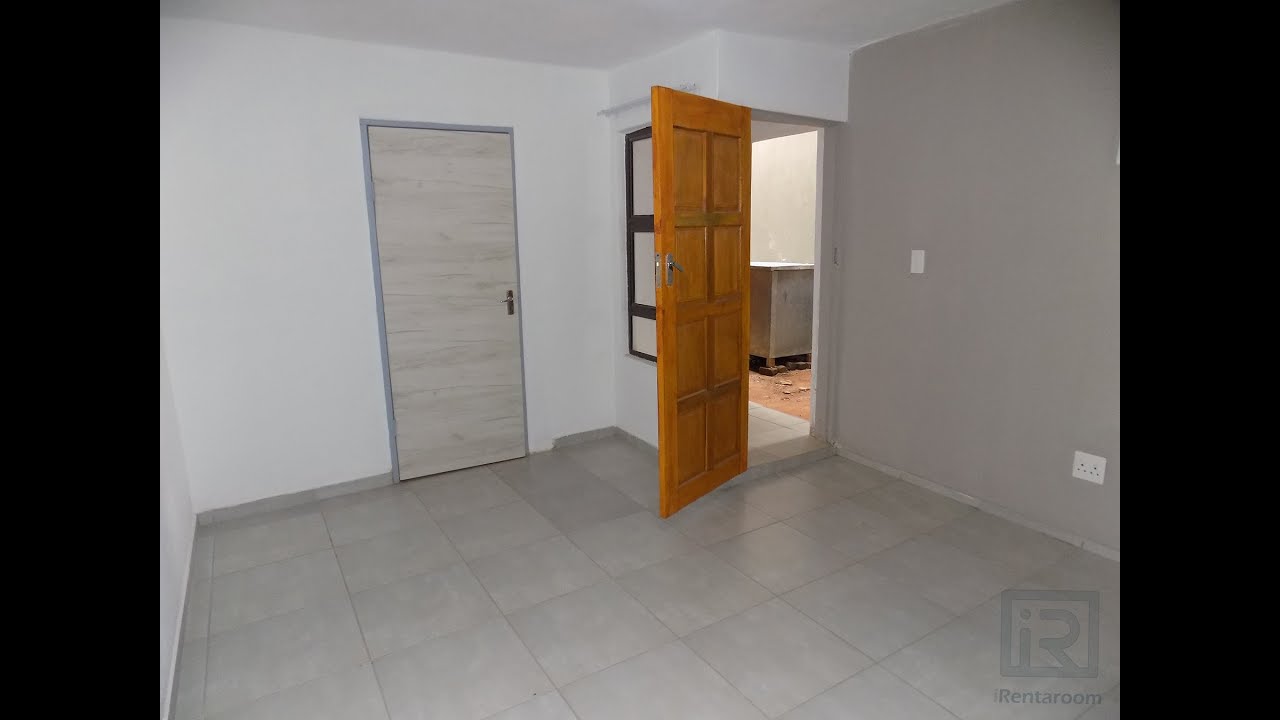 Bachelor Room (Protea Glen)