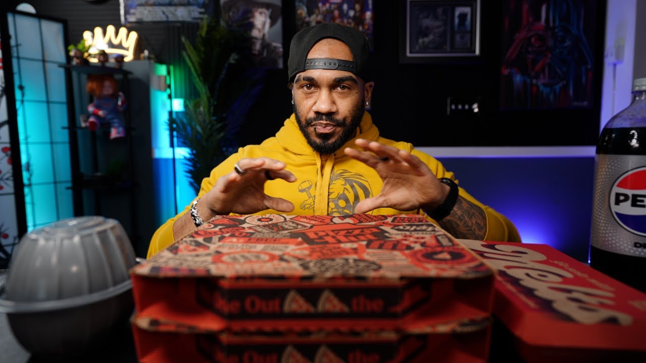 Pizza Huts CRAZY New Deal