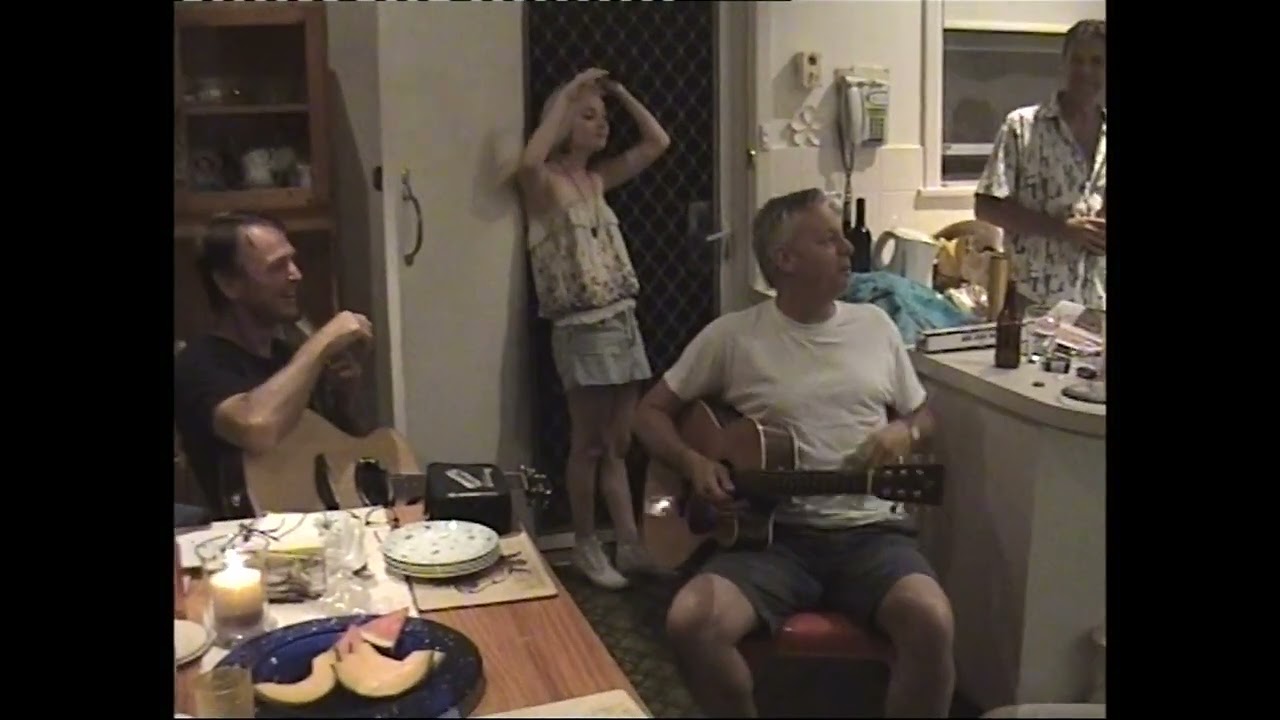 2011 January at Marnola Tommy Emmanuel playfully covers Tex Morton's 