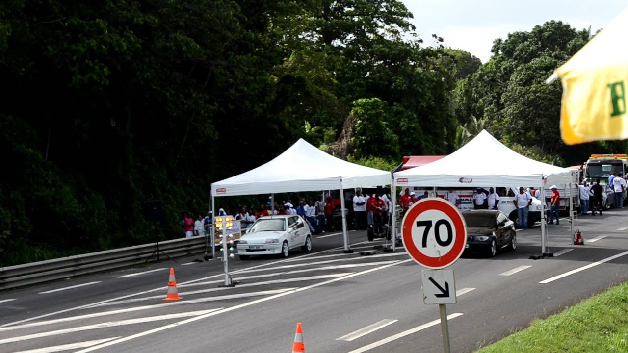 Marie-Christine VAITILINGON sur BMW vainqueur cat.C run trophy 13mai 2012.MOV