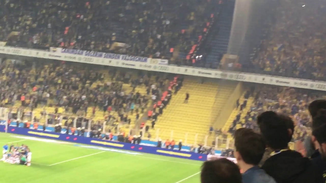 Ankaragücü’nün Kadıköyde taraftar şovu