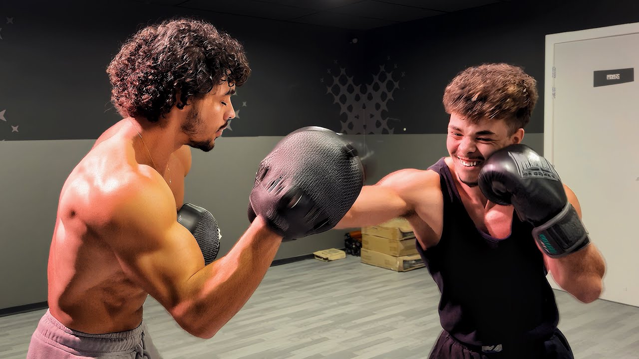 INSANE TRAININGS & FIRST TIME BOXING ? 🥊(ft. @nathanbosech @iliessebelasri @kingdailong @Melvynsw 