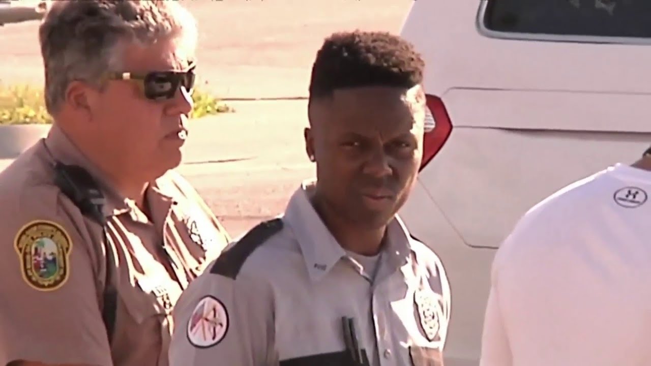 Corrections officer accused of smuggling contraband into state prison arrested after brief chase