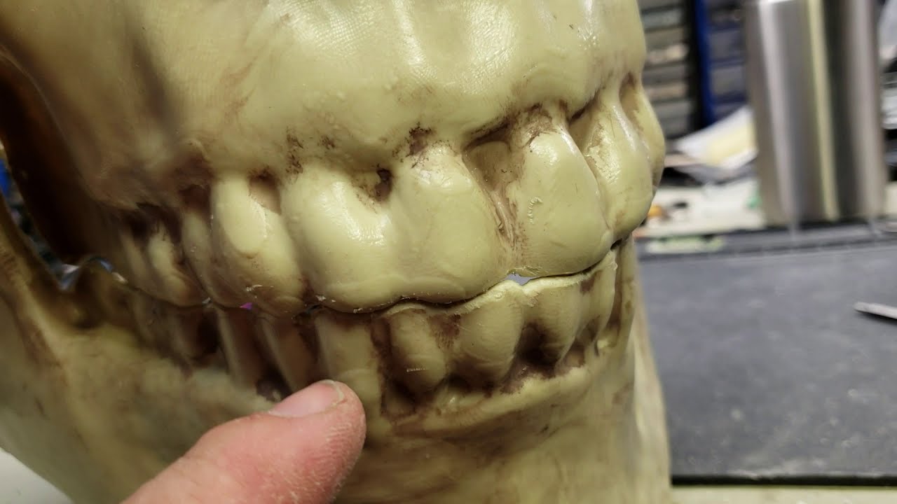 Inside the Animated 12 Ft Home Depot Skeleton Head