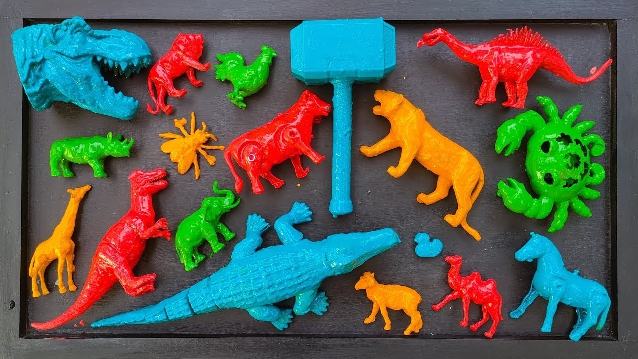 Membersihkan hewan sapi, bebek, angsa, ayam, gajah, simpanse, singa, unta, buaya, kangguru