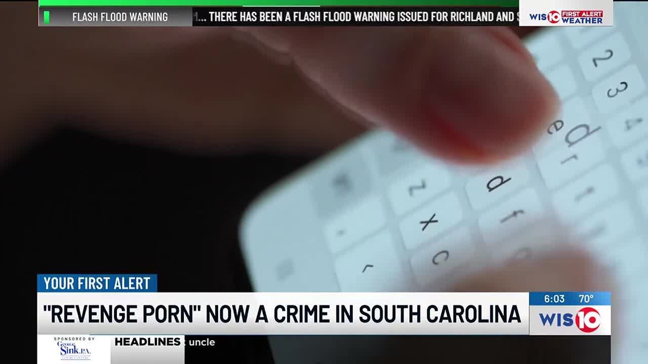Governor holds ceremony to sign &lsquo;revenge porn&rsquo; bill into law