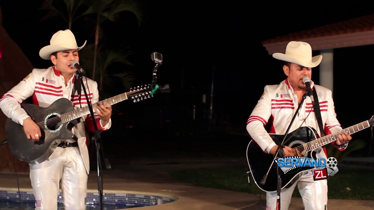 Los Grandes Del Pardito - El 8 De Culiacan (En Vivo 2016)