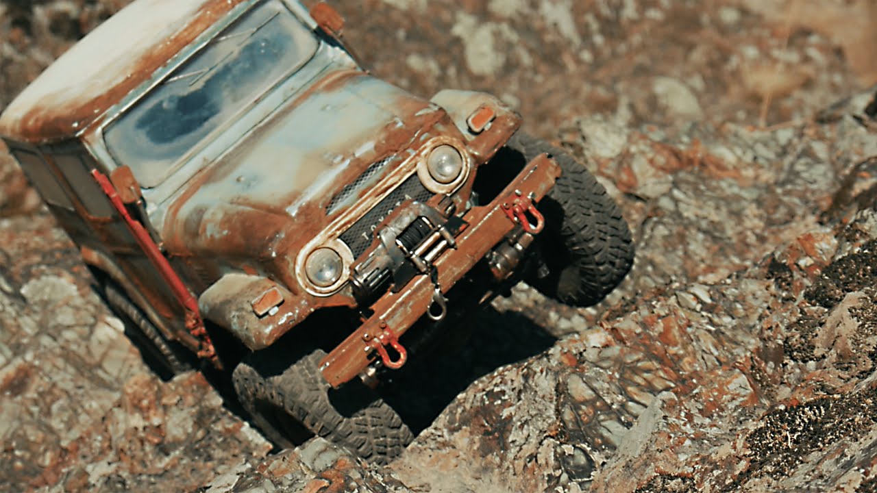 SCX10 Tamiya FJ40 Body Rock Crawling_#12