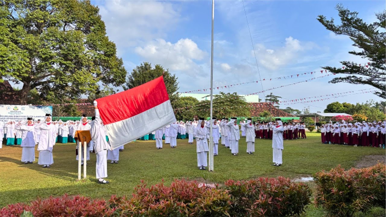 SEMARAK HARI KEMERDEKAAN REPUBLIK INDONESIA KE-80 DI PERGURUAN DINIYYAH PUTRI LAMPUNG