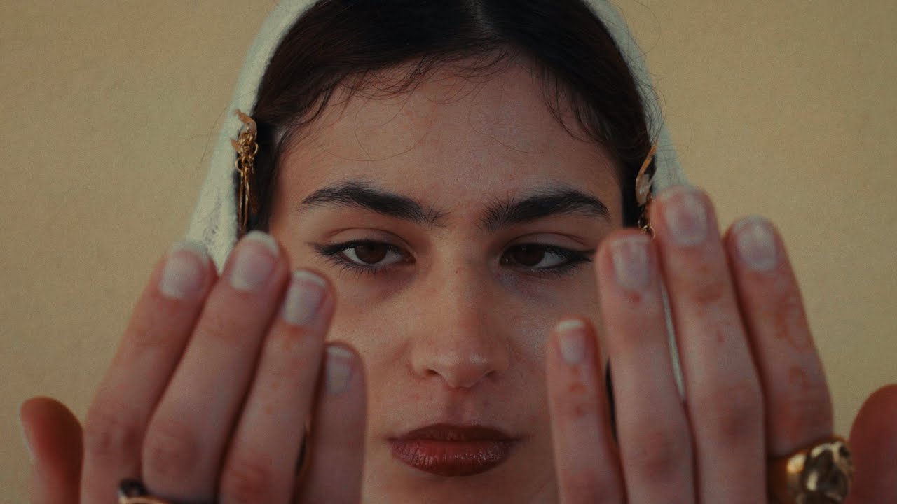 Al Ghurba - directed by TÄRA (Mezzaluna trailer)