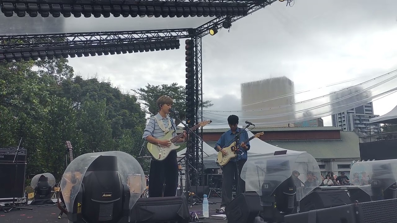 王彙筑〈16-3〉+〈當我站在你面前〉@ 2025.11.30 簡單生活節