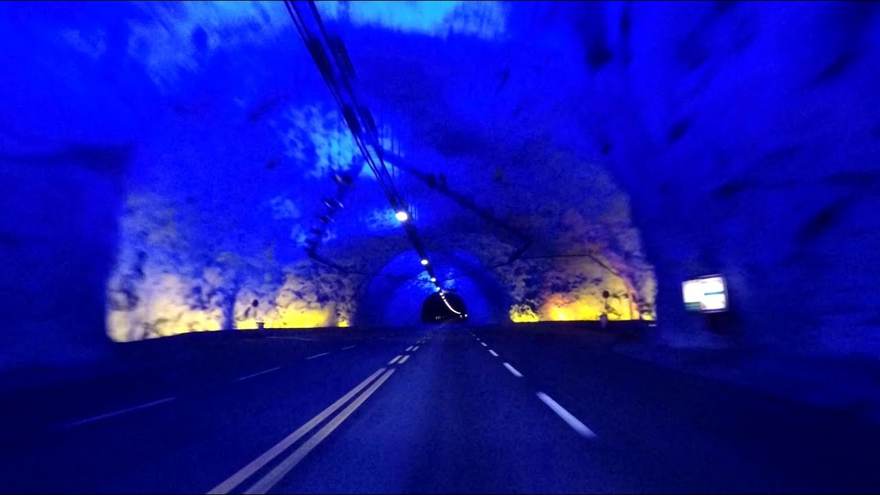 30.06.2015 Le tunnel de Laerdal (Lærdalstunnelen) 24,5 km en  Norvège