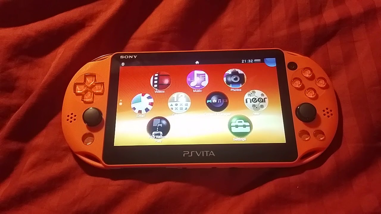 Neon Orange PS Vita Unboxing + thoughts