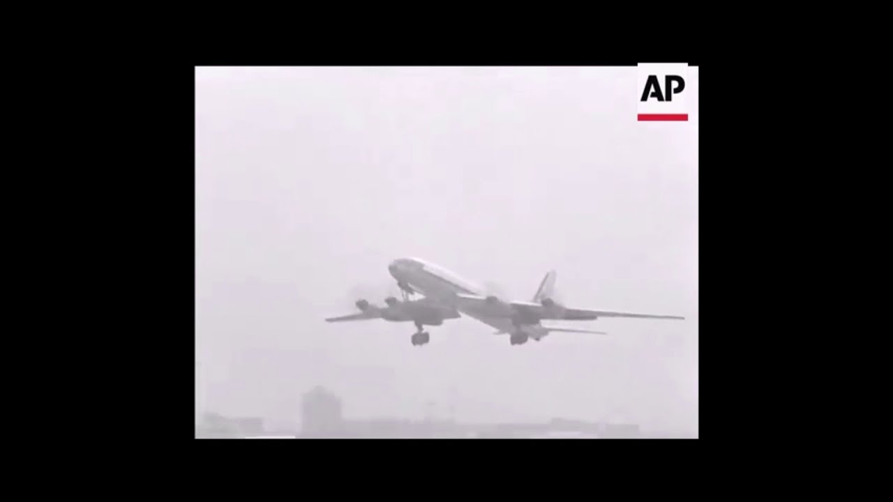Tupolev Tu-114 Rossiya takeoff from London
