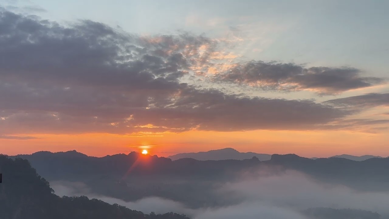 빠이 반자보의 감동스런 일출