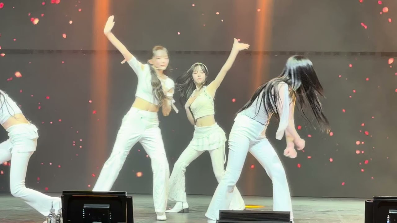 트리플에스 triples alpha percent seoul 20251011 알피 서울콘 hit the floor 무대