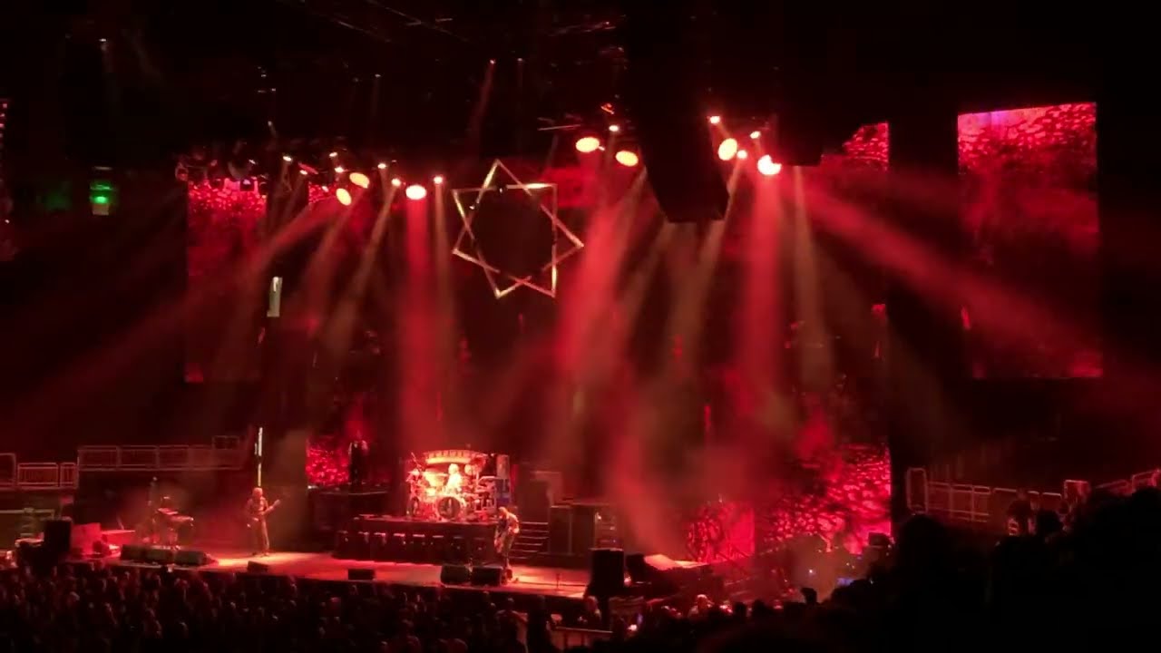 Tool Jambi 11-1-2023 Milwaukee, WI Fiserv Forum