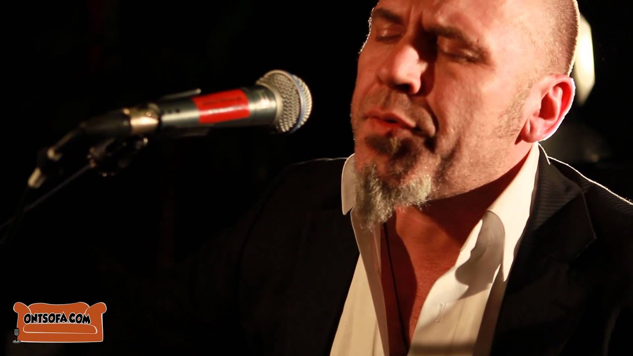 Rob Reynolds - Stormy Weather (Arlen & Koehler cover) - Ont' Sofa Sessions