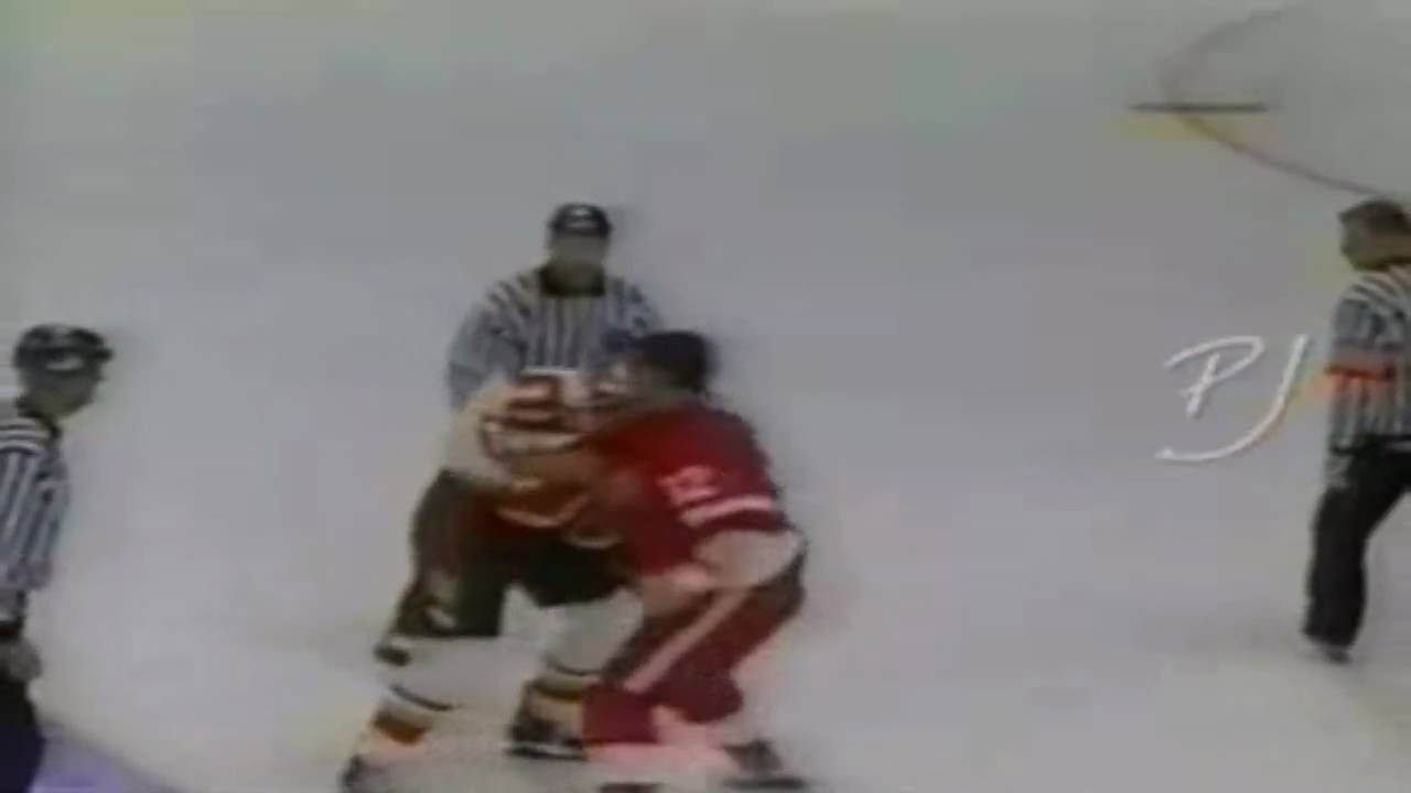 Stu Grimson Vs Sandy McCarthy 10/27/95