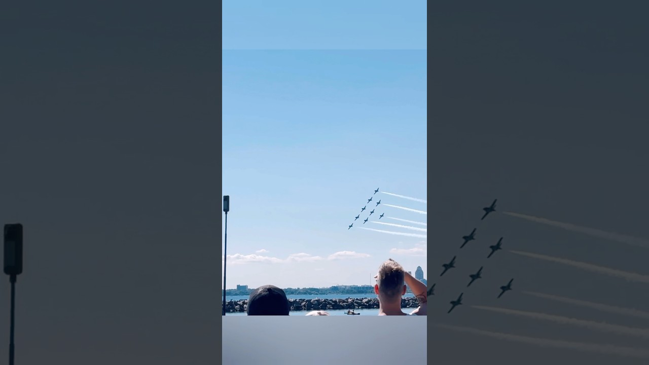 Snowbirds making a graceful pass at Canadian International Air Show 2025