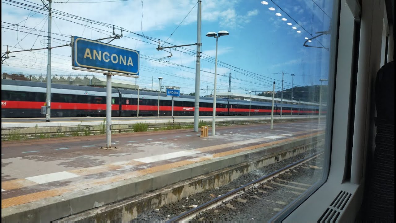 HD - Partenza dalla stazione di Ancona a bordo dell’Intercity ☀ (IC 608) Lecce - Bologna C.LE