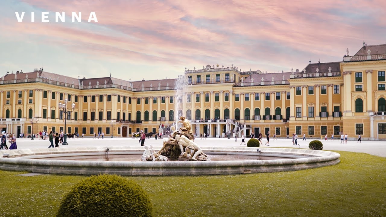 Inside Schloss Schönbrunn - VIENNA/NOW Sights