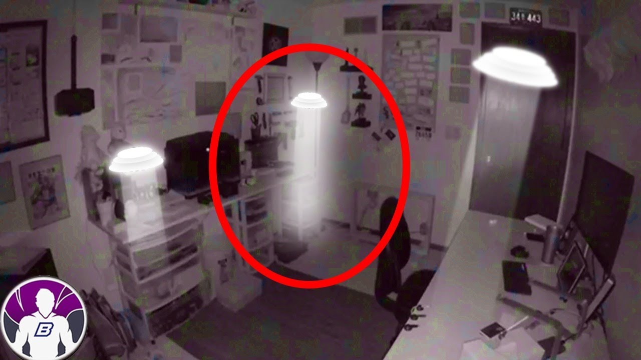 Las Extra&ntilde;as Luces Invasoras Del 2021