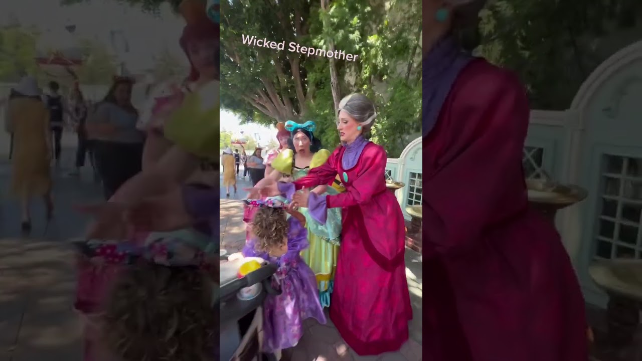 Fun moments at Disneyland 😂🌈✨