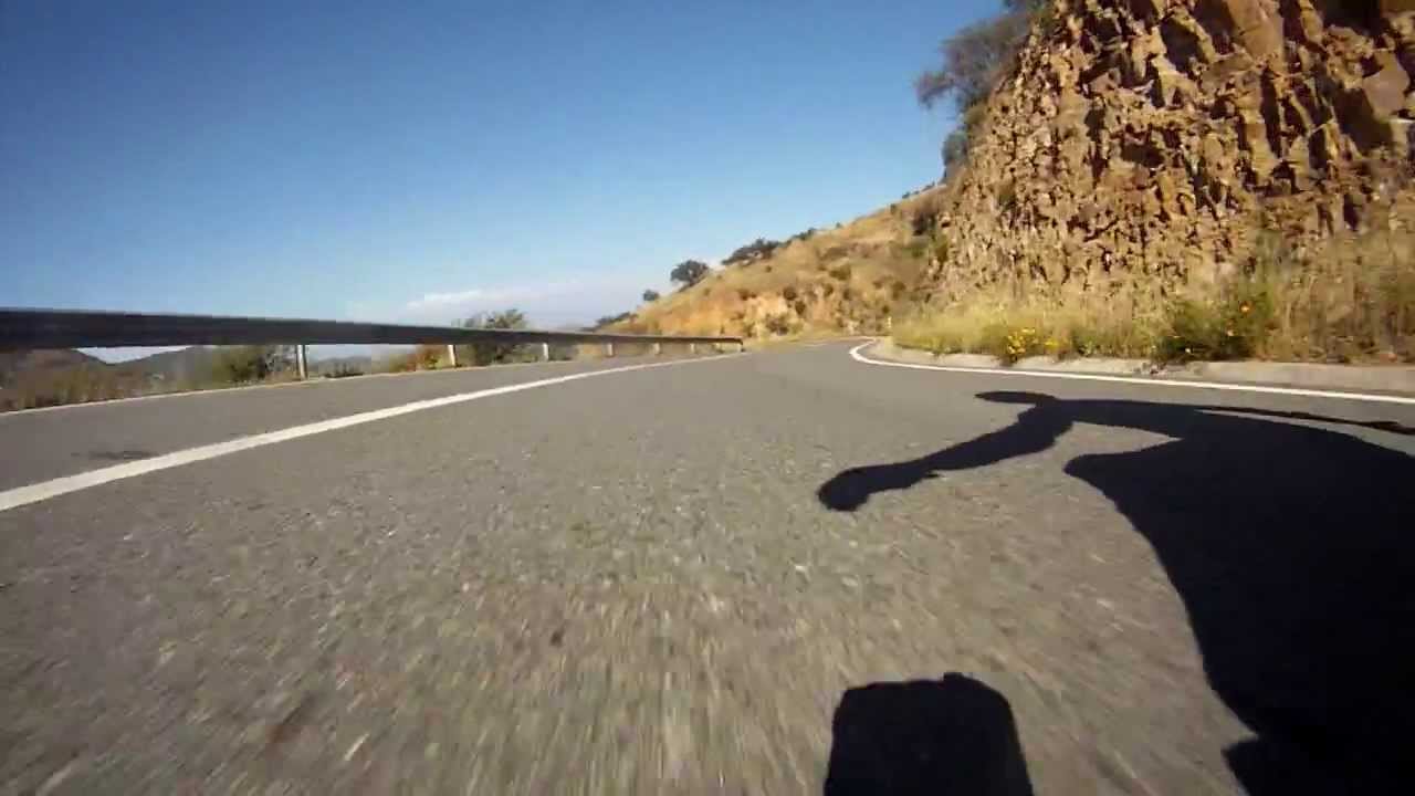 Serpiente Kamikaze se cruza! -Longboard Downhill - Cuesta lo prado chile, Kco Le&oacute;n