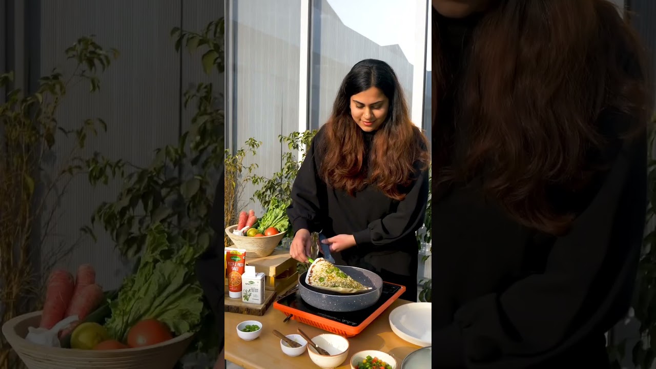 Simple and easy pizza pocket fusion recipe made in office!