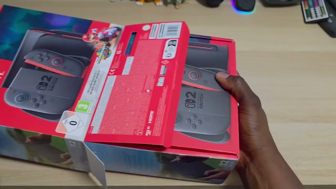 Nintendo Switch 2 - Unboxing + comparison