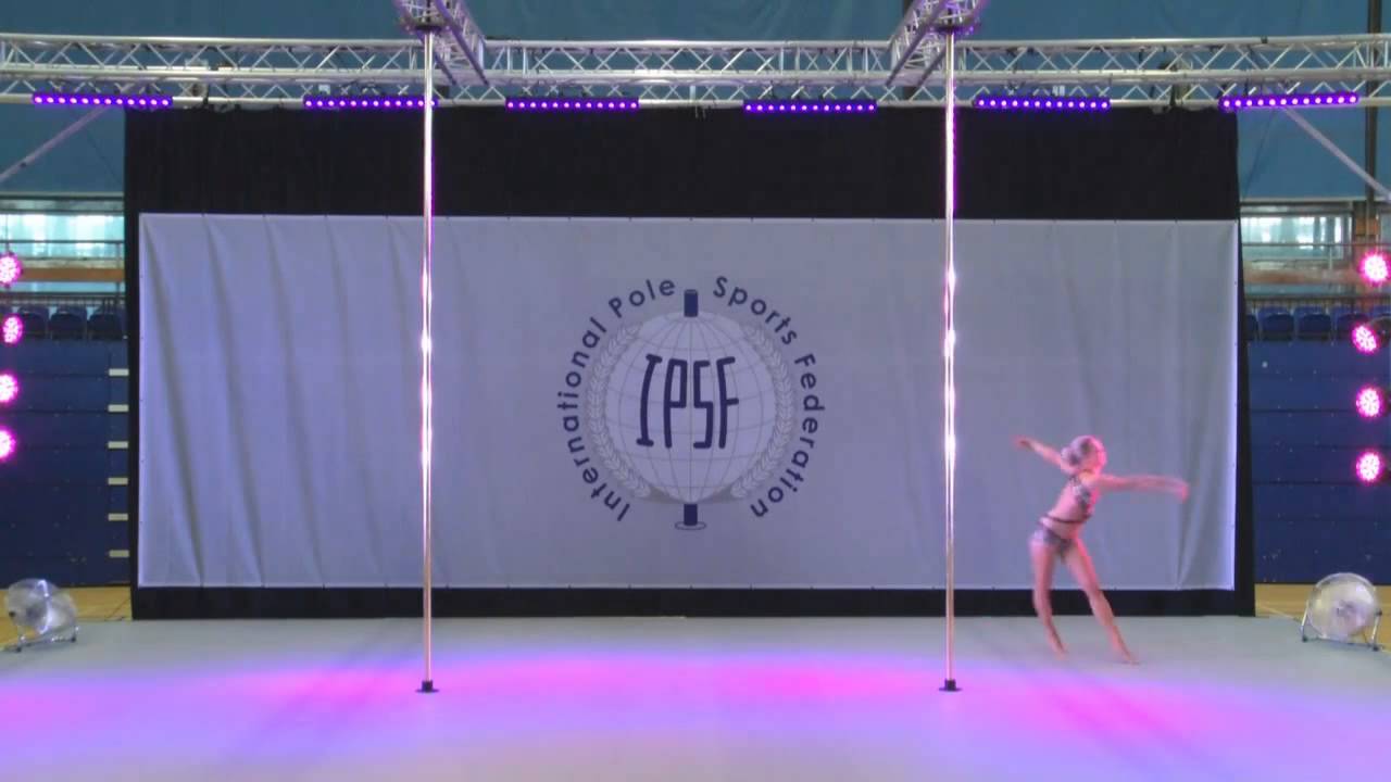 Růženka Kunst&yacute;řov&aacute; - v&iacute;tězka World Pole Dance Championships 2015