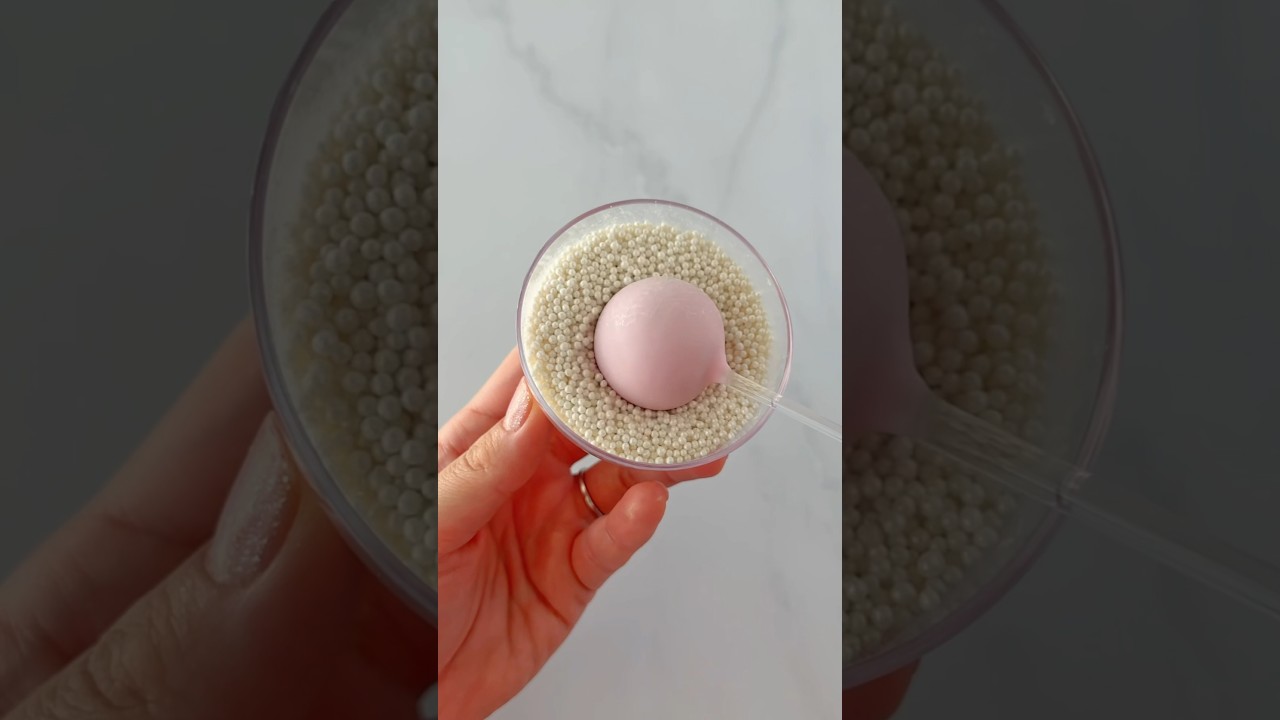 Mix any luster dust from 