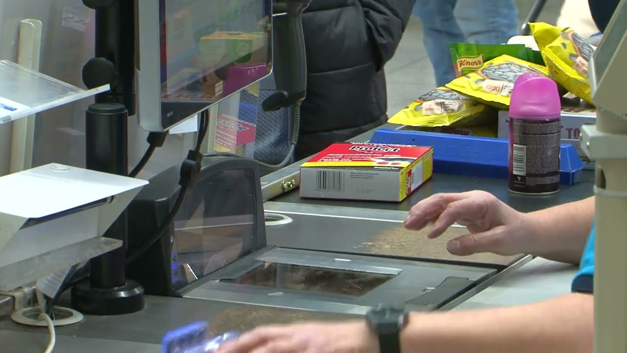 Több millió forintot lopott el pár hónap alatt egy Tesco pénztáros