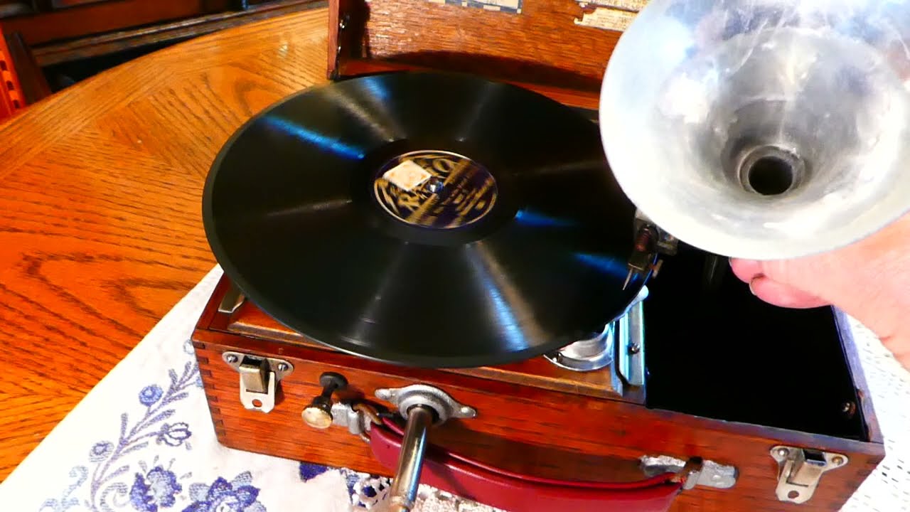 Perophone Pixie Grippa Gramophones