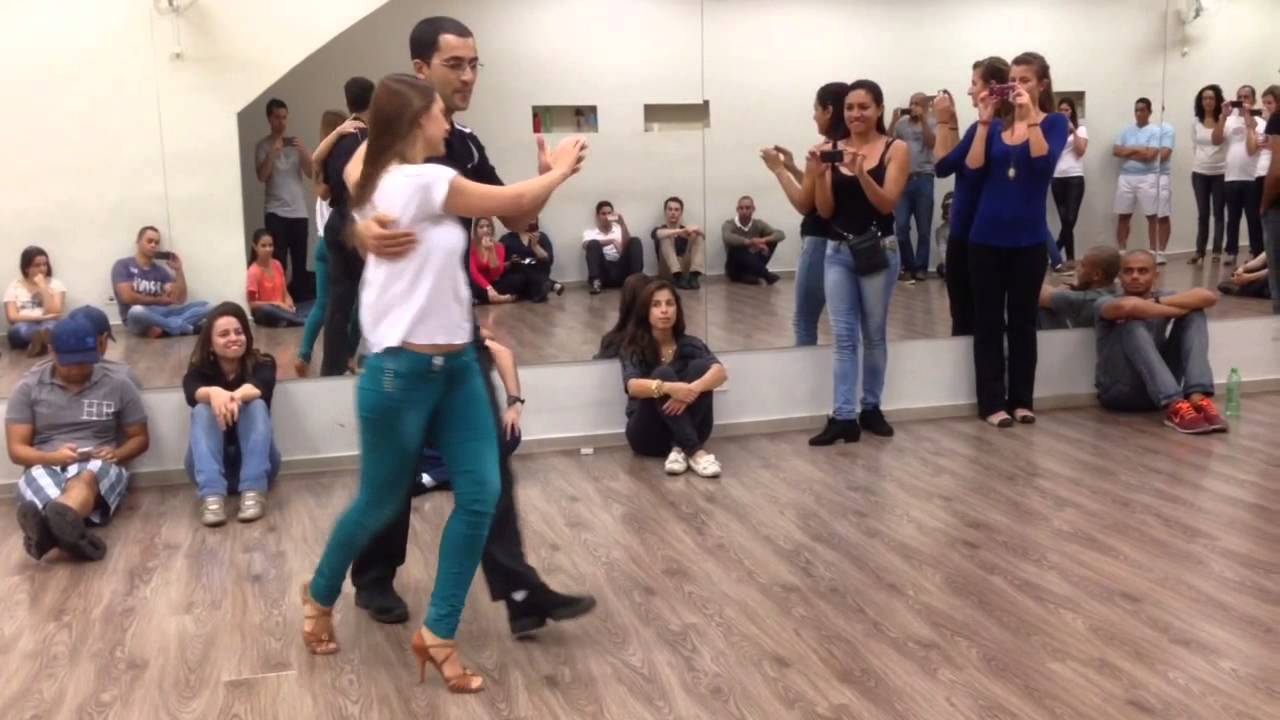 Matheus Barros e Carol Parpinelli - Gafieira - Solum