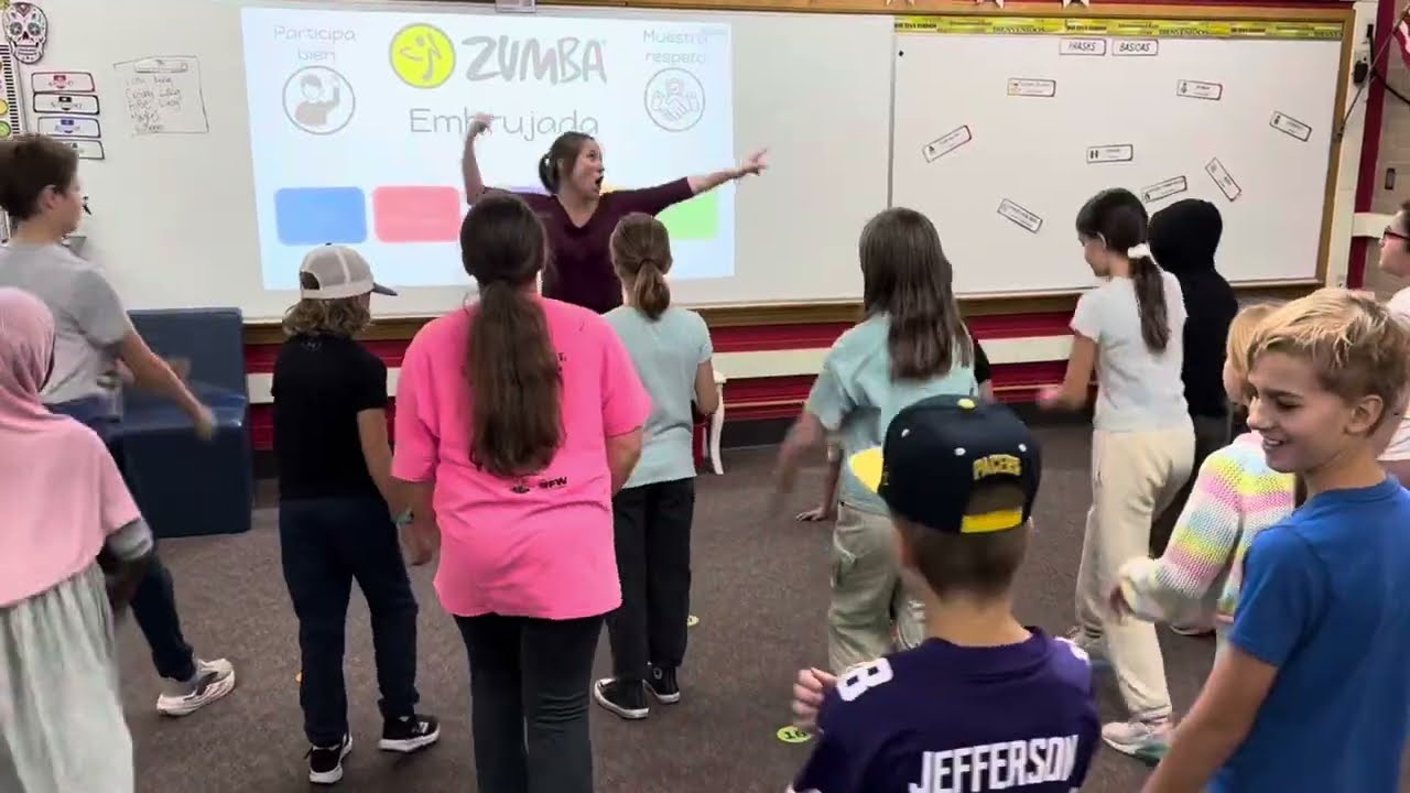 Glen Lake - Profe Nicole Mittelstaedt leading Zumba (Stillman 5th Grade) 10.23.25