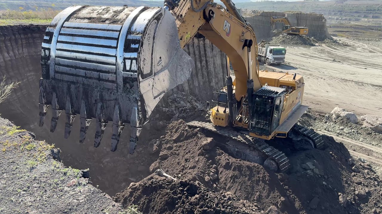 Caterpillar 395 & Cat 385C Excavators Loading Trucks - Sotiriadis/Labrianidis Mining Works - 4k