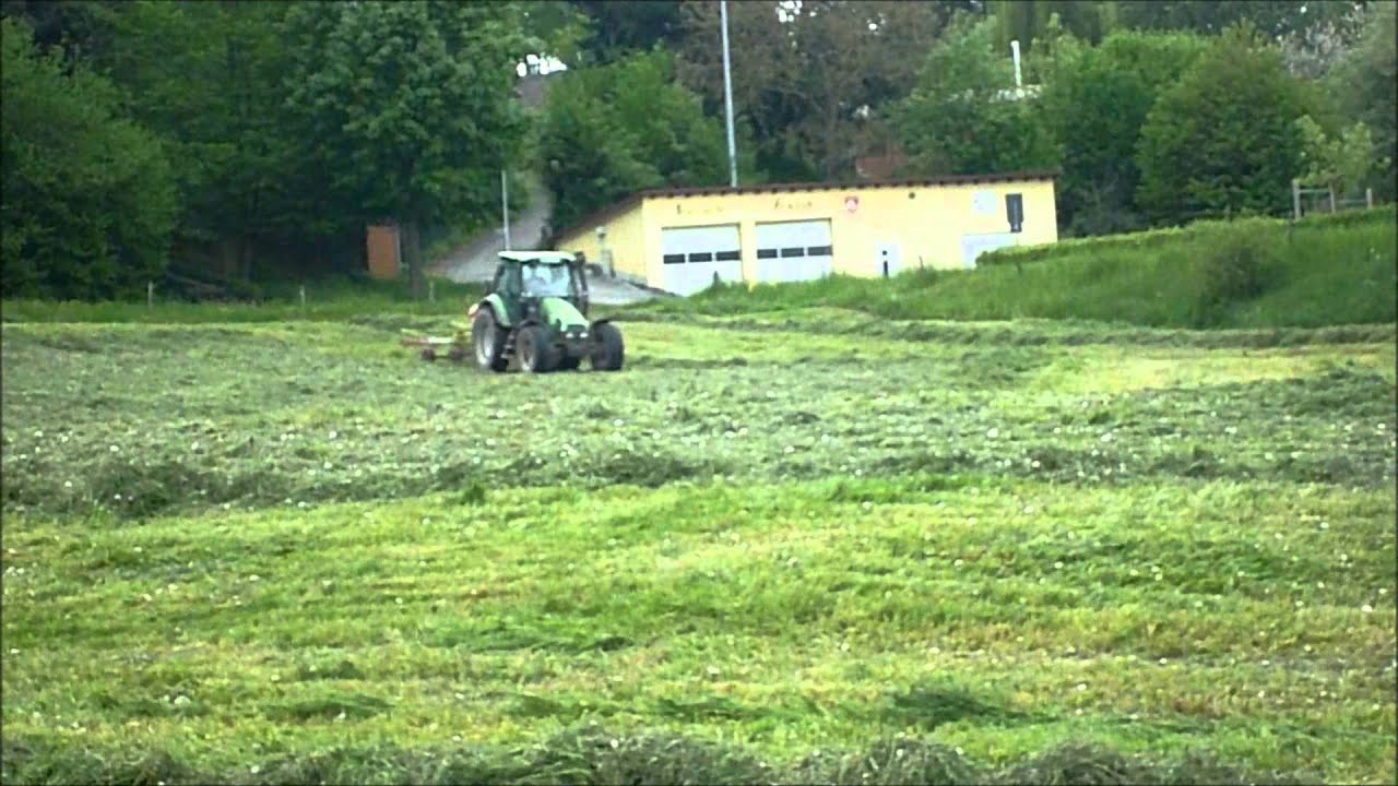 1 Schnitt 2013 Schwaden mit Deutz Agrotron 105 und Claas Liner 650 twin