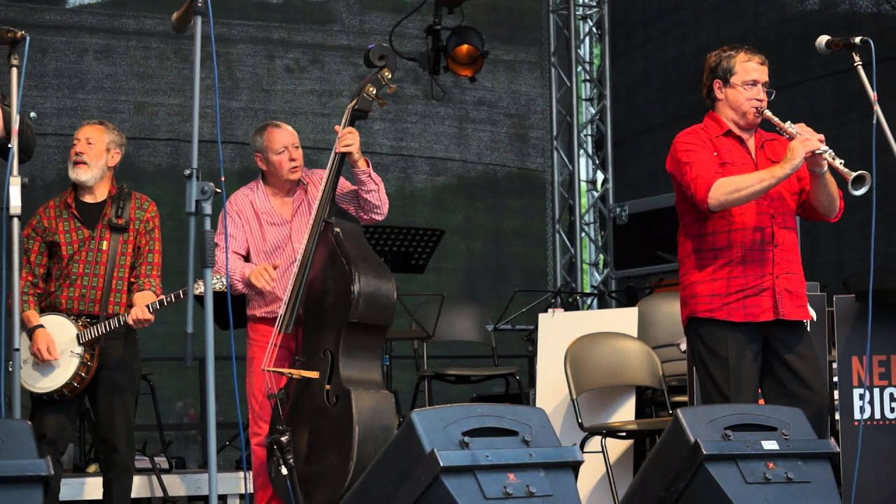 Les Haricot Rouges-Red Wing et en seconde partie Parfum des Iles﻿-NewOrleansMusicFestival Erfurt2013