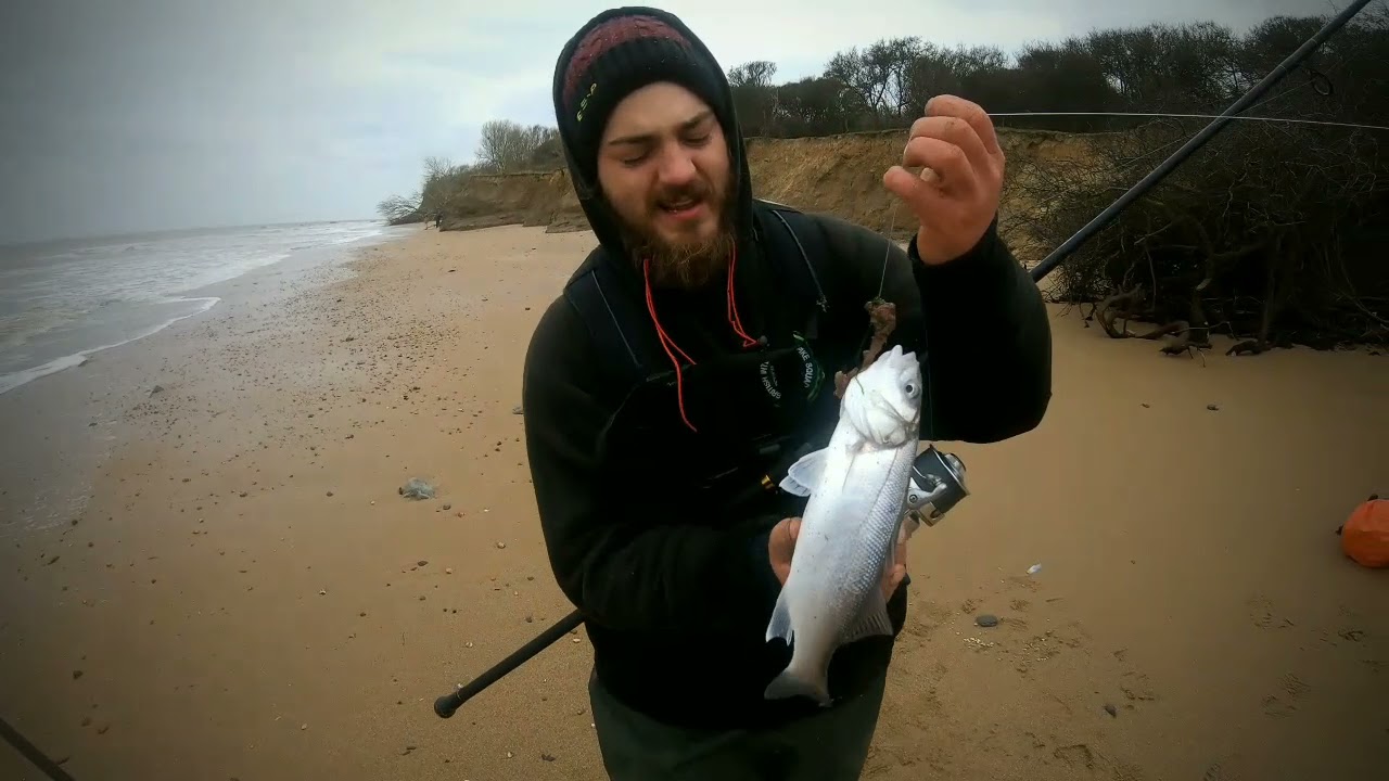 Surf fishing - Light Ledgering For BASS
