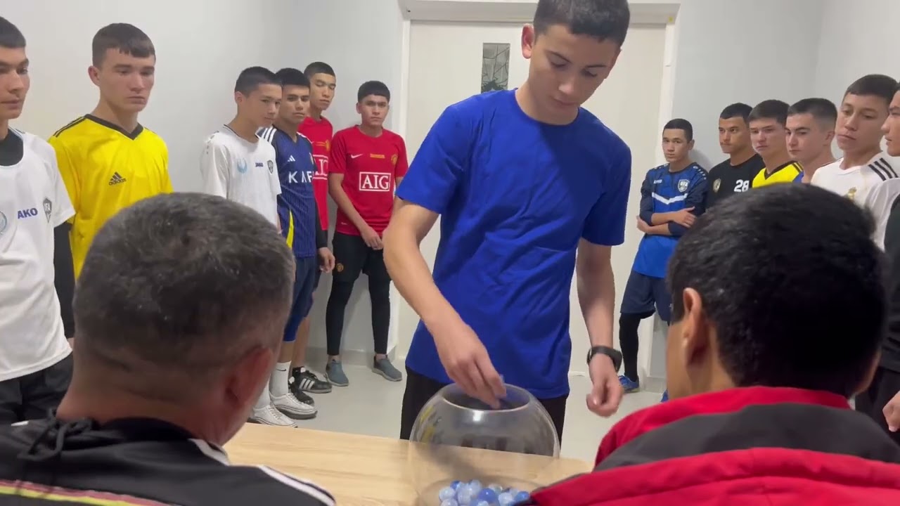 IIV Namagan akademik litseyida voleybol bo‘yicha “Direktor kubogi” musobaqasiga start berildi