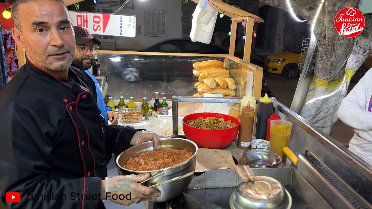 The strangest Tunisian street food - ساندويتش المَكَبْ : آخر غرائب أكل الشارع التونسي