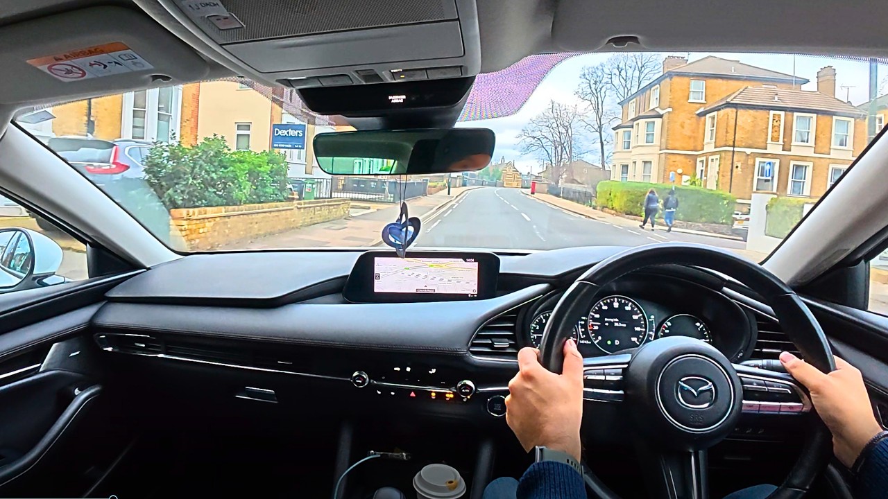 Join Me On This Christmas Drive Through South London | Mazda 3 ASMR Cabin View | 4 Wheel Reel
